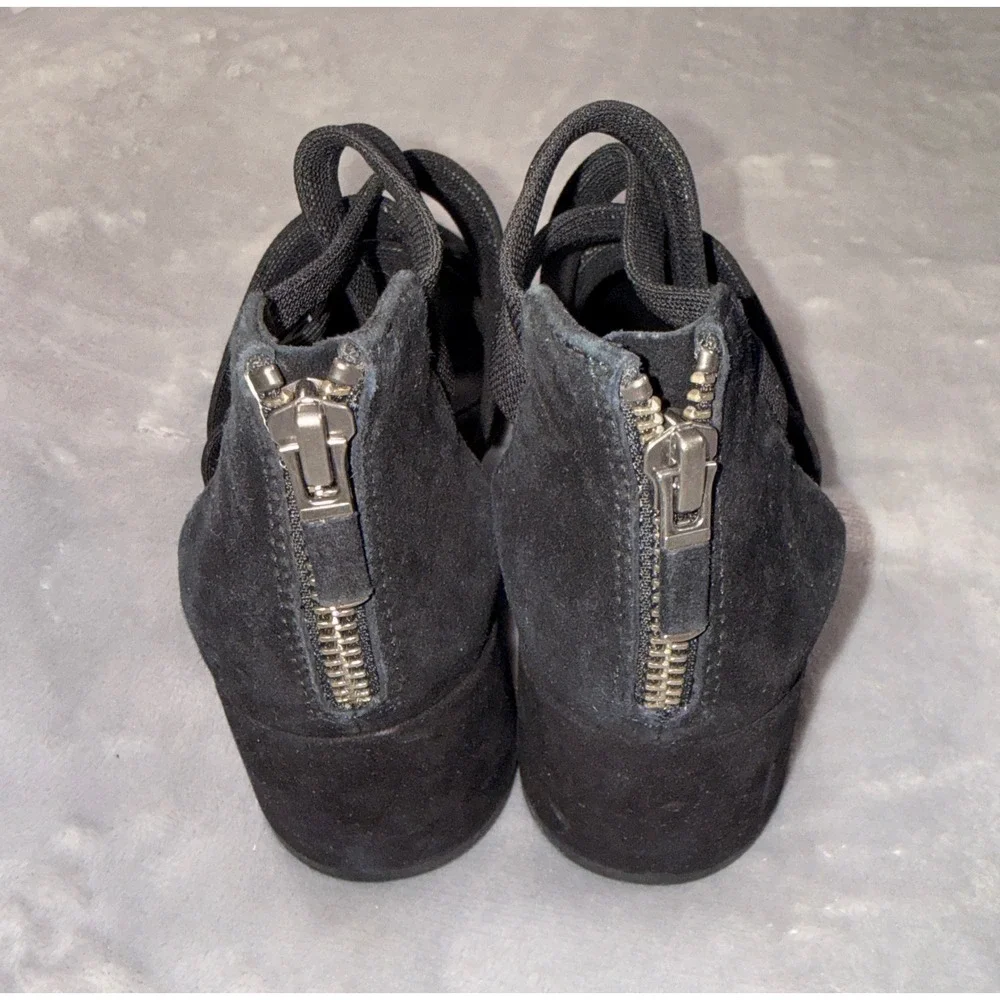 Eileen Fisher Black Suede Pointed Toe Elastic Strap Block Heel‎ Pumps Size 5 NEW
